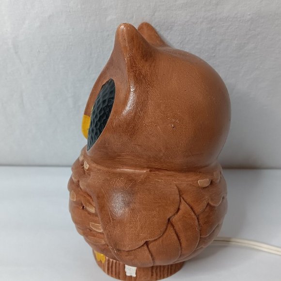 Vintage Handmade Ceramic Owl Light Hobbyist Hand Painted Electric Bird Lamp - Picture 5 of 16